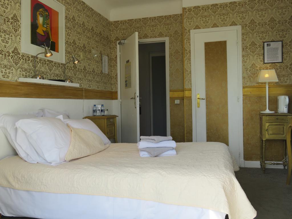 Hotel mon Soleil La Gaude Buitenkant foto